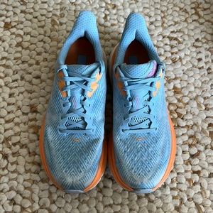 Hoka Women’s Clifton 9 in Airy Blue / Ice Water